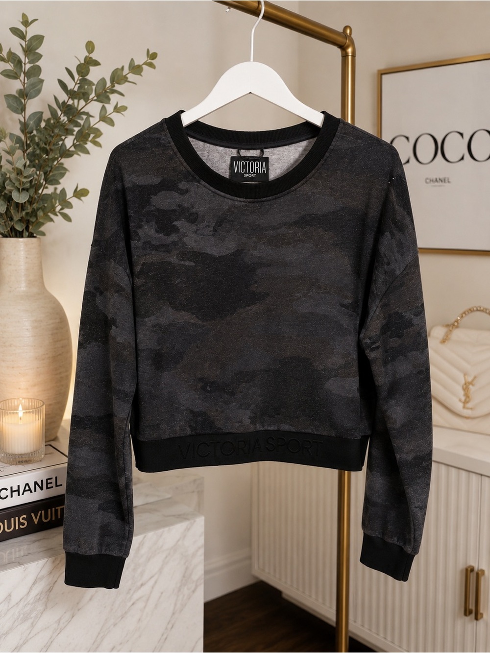 Victoria Sport Black Camo Cropped Sweatshirt